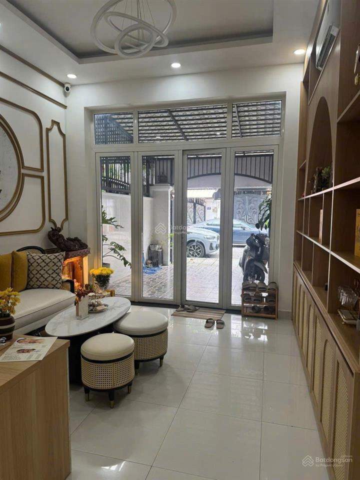 Cho thuê nhà nguyên căn tô ngọc vân,thanh xuân, quận 12  68m2 giá 12tr/tháng