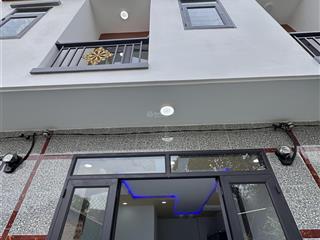 Bán nhà riêng tại mỹ hạnh nam , 685 triệu, 32m2, giá ưu đãi đẹp, nhiều tiện ích , nhà mớ xây