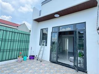 Chủ gửi bán gấp nhà full nội thất gần vingroup hóc môn shr ngân hàng hỗ trợ 50%