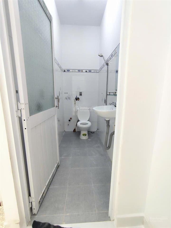 Chính chủ gửi bán nhà mới gần cầu lớn hóc môn giá chỉ 855 triệu