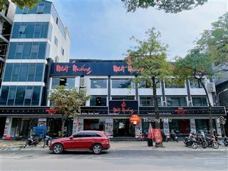 Giảm sâu 10 tỷ! bán nhà đường ngô thời nhiệm, quận 3  dt 18x26m  hđt 300 tr/th  giá 120 tỷ