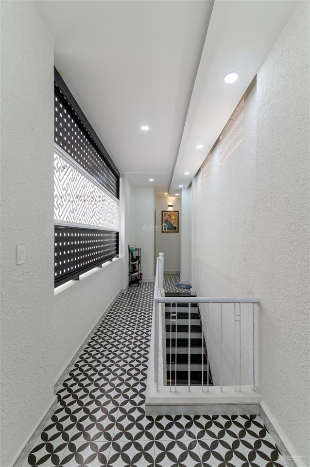 Cho thuê cc đẹp xuất sắc tại 74, lý tự trọng, p. bến thành, q. 1, 30 triệu, 190m2