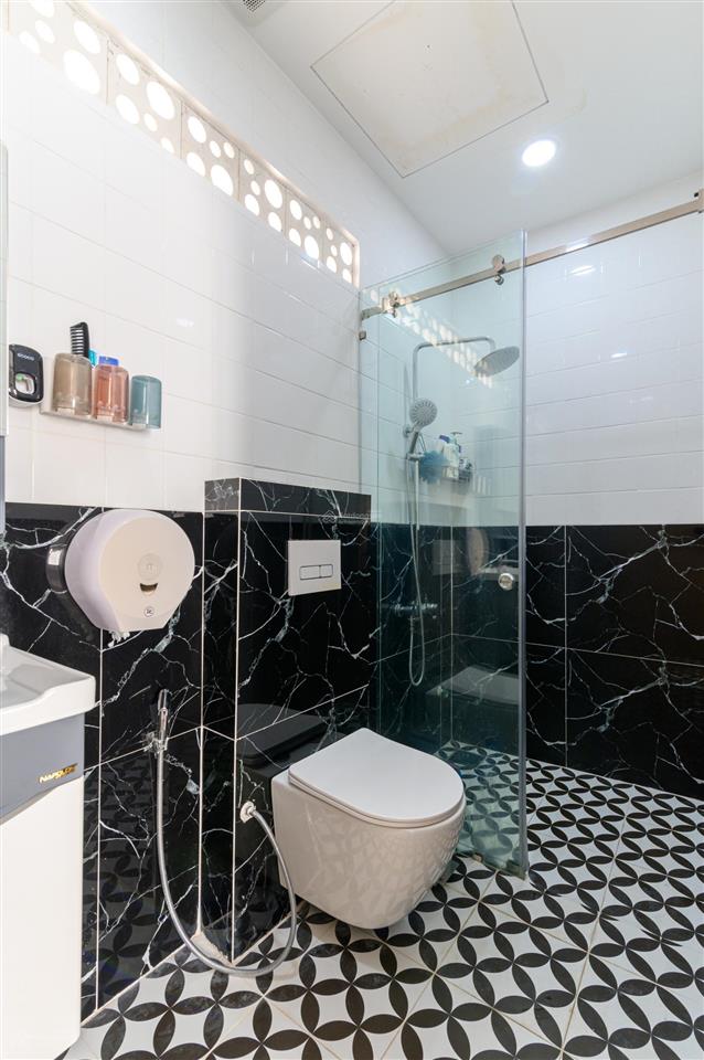 Cho thuê cc đẹp xuất sắc tại 74, lý tự trọng, p. bến thành, q. 1, 30 triệu, 190m2