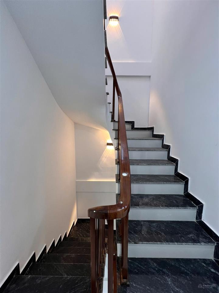 Cc bán nhà ngọc hồi  hoàng liệt 45m 5t 2 mặt thoáng  gần bx nước ngầm  nhỉnh 7 tỷ