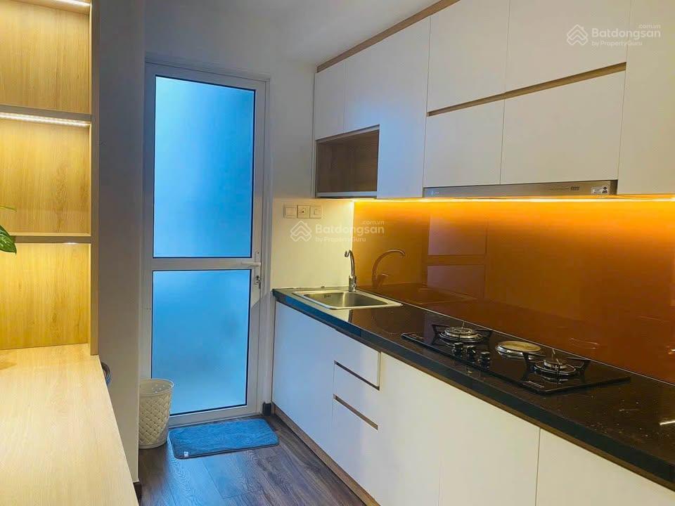 Cho thuê nhanh sunrise city 2pn 2wc dt 76m2 giá chỉ 18tr có ngay nhà đẹp