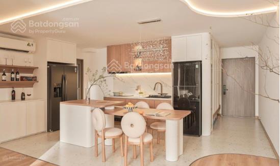 Cần cho thuê gấp căn hộ xịn xò sunrise city 2pn 2wc dt 76m2