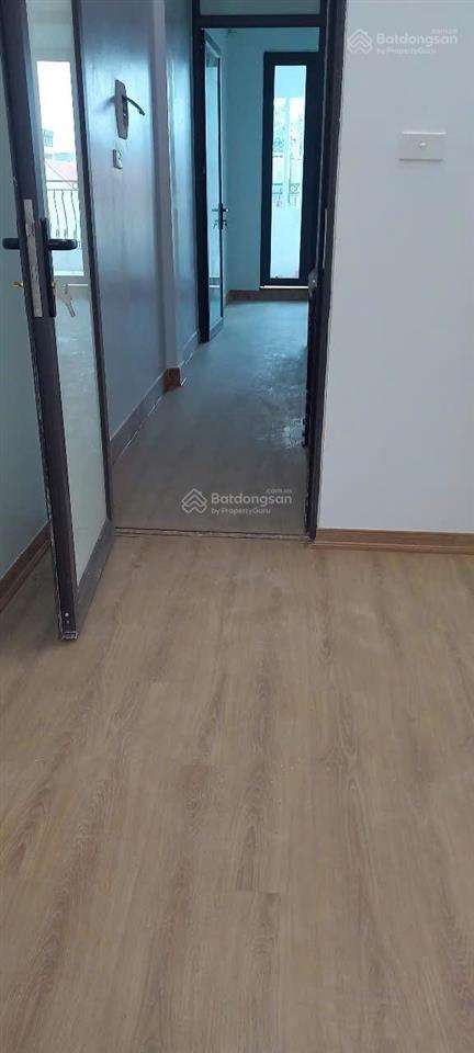 Bán gấp tây trà  nam dư  lĩnh nam. 50m 5 tầng. ngõ thông ô tô đỗ cổng. giá 10,5 tỷ. sổ đẹp.