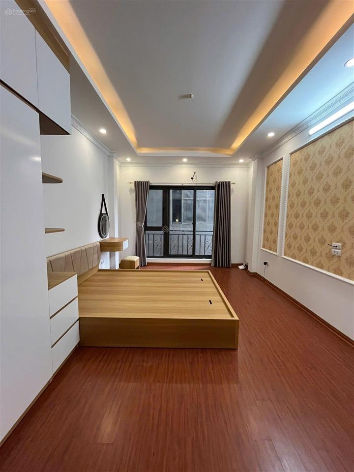 Chủ cần bán gấp. 64 đông thiên  vĩnh hưng. 52/30m. 5 tầng. giá 7,2 tỷ. có bớt. sổ đẹp.