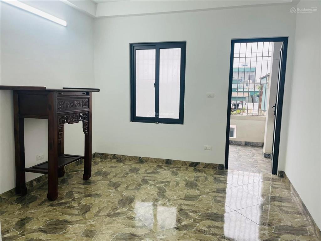 Chủ cần bán gấp. 64 đông thiên  vĩnh hưng. 52/30m. 5 tầng. giá 7,2 tỷ. có bớt. sổ đẹp.