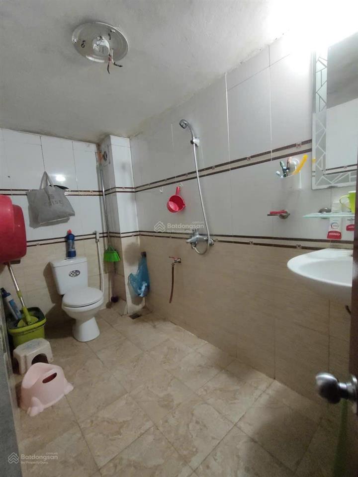 Bán gấp 141 nam dư  lĩnh nam. 30m. 5 tầng. giá 6,5 tỷ. có tl. sổ đẹp.