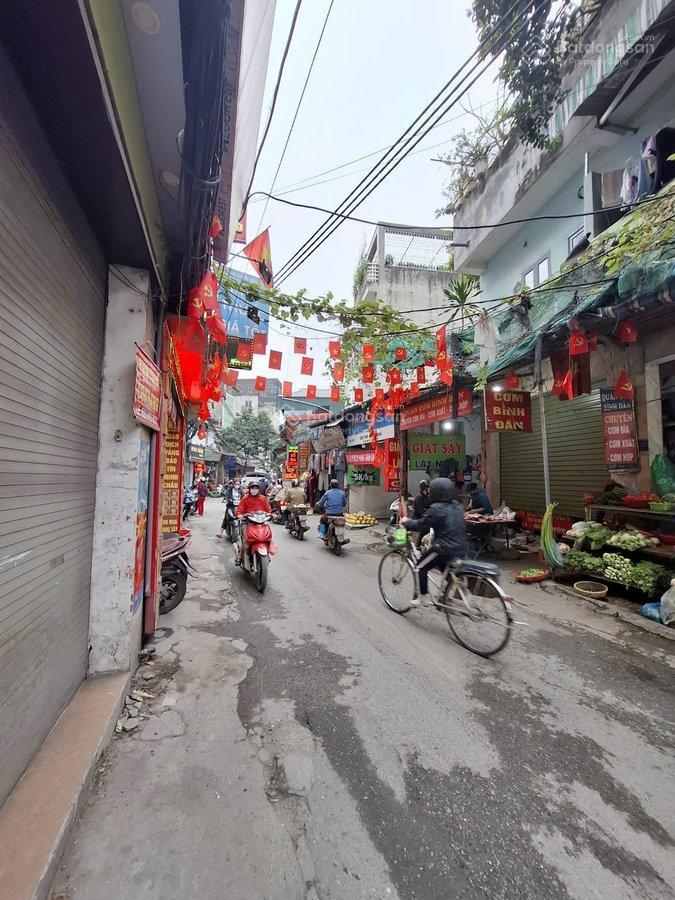 Bán gấp mặt phố nam dư  lĩnh nam  hà nội. 65m2. 4 tầng. mt 4,5m. giá 16,9 tỷ. kinh doanh tấp nập