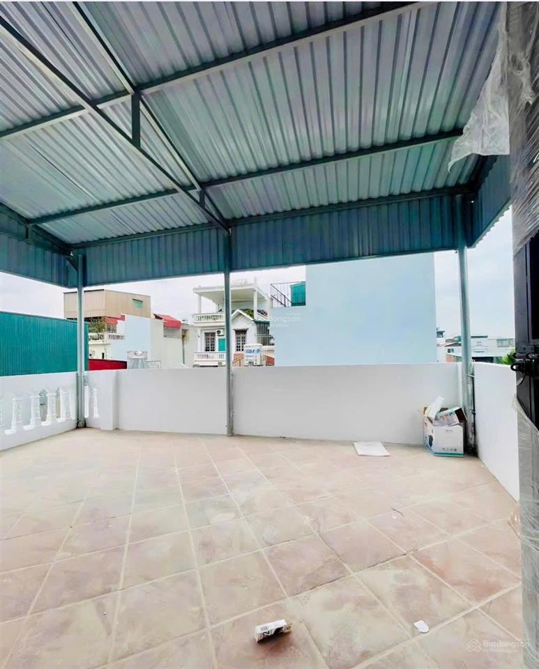 Bán gấp 140 đông thiên  vĩnh hưng. 35m2. 4 tầng. giá 4,6 tỷ. ngõ nông rộng thoáng