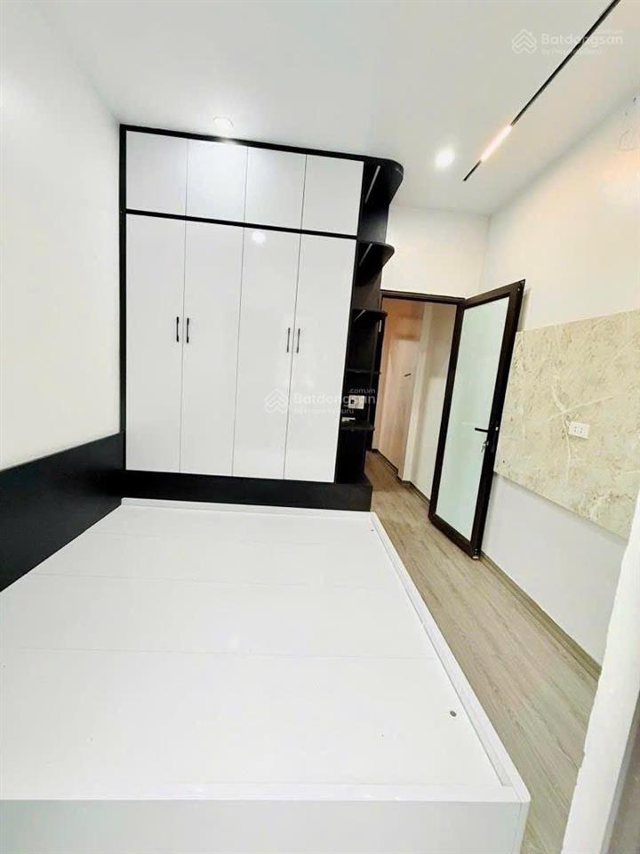 Bán gấp 39 đại đồng  vĩnh hưng. 32m². 4 tầng. giá 6,6 tỷ có bớt. sổ đẹp nở hậu