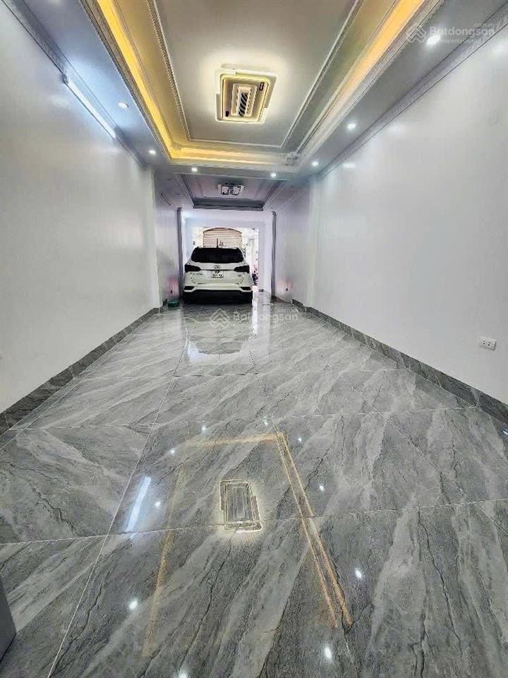 Bán gấp mp ngũ nhạc  hà nội. 60m. 5 tầng. giá 14,6 tỷ. ô tô tránh. lô góc. nhà như hình. thang máy