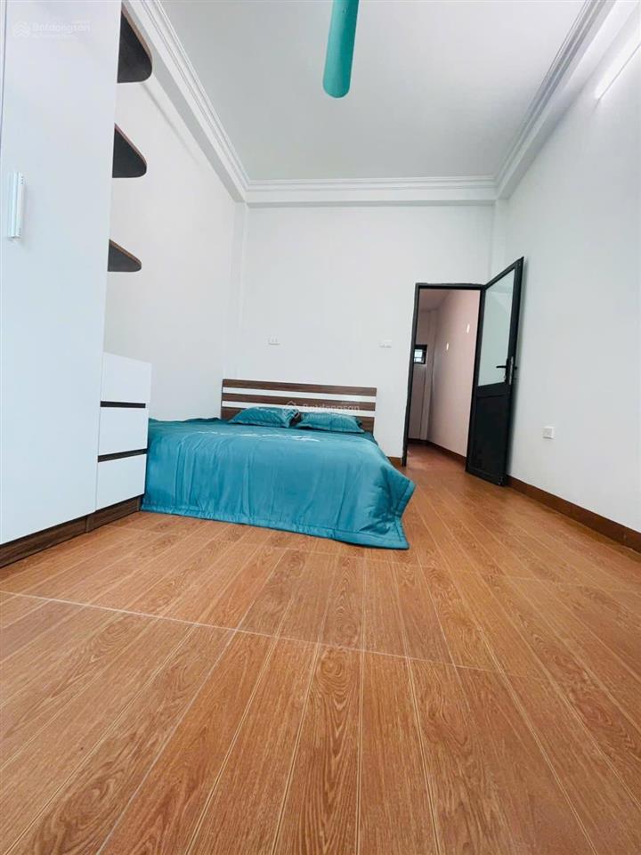 Bán gấp nhà như hình lô góc 3 thoáng, thanh lân  hoàng mai, 27m2. 4 tầng. giá 5,8 tỷ. có bớt