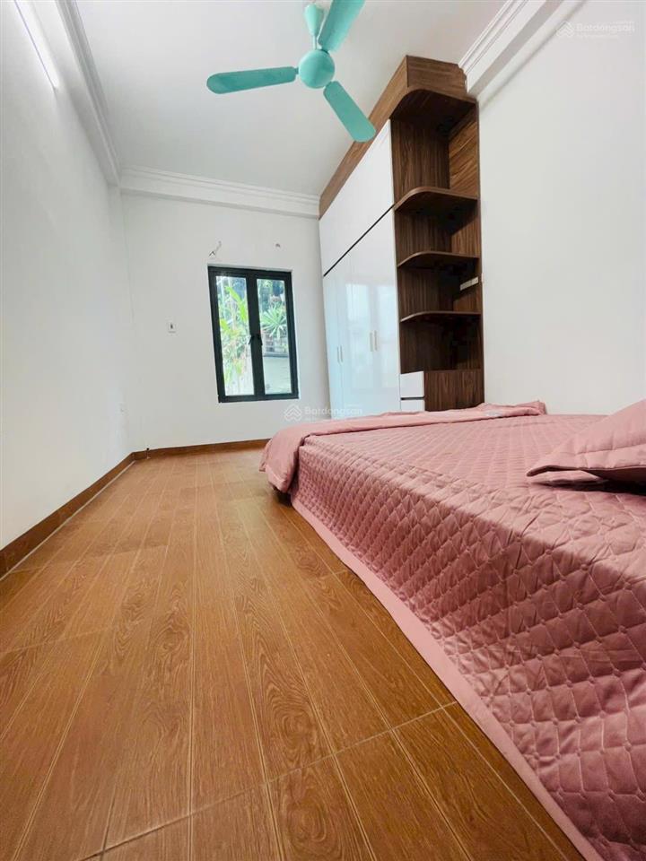 Bán gấp nhà như hình lô góc 3 thoáng, thanh lân  hoàng mai, 27m2. 4 tầng. giá 5,8 tỷ. có bớt