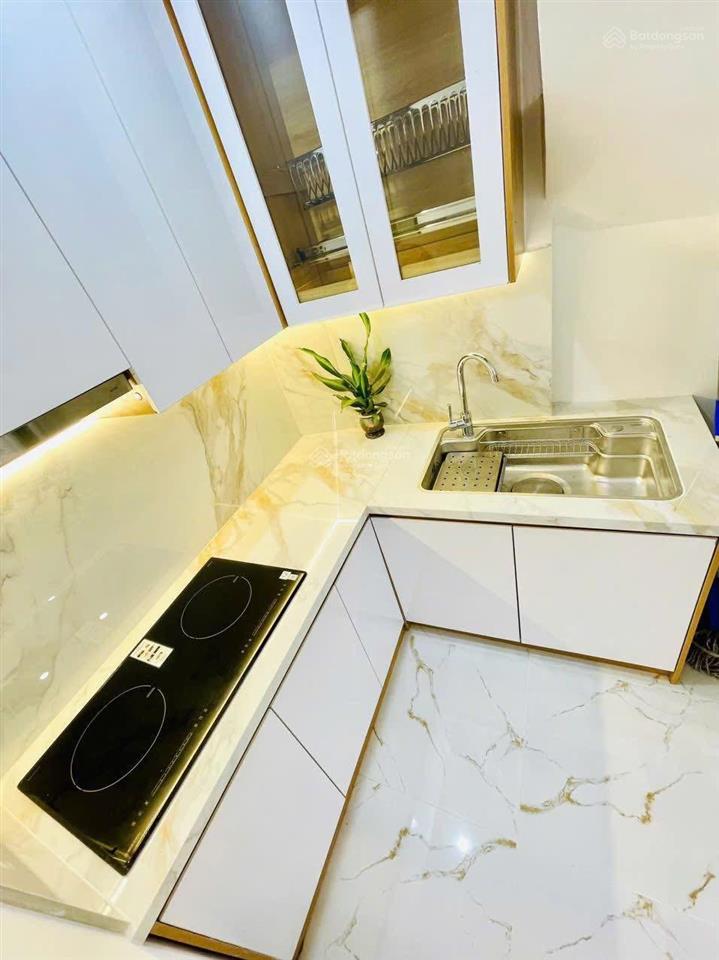 Bán nhà phân lô tam trinh  hoàng mai. 20m2 4 tầng. 5,25 tỷ. sổ đẹp. không quy hoạch. vỉa hè rộng