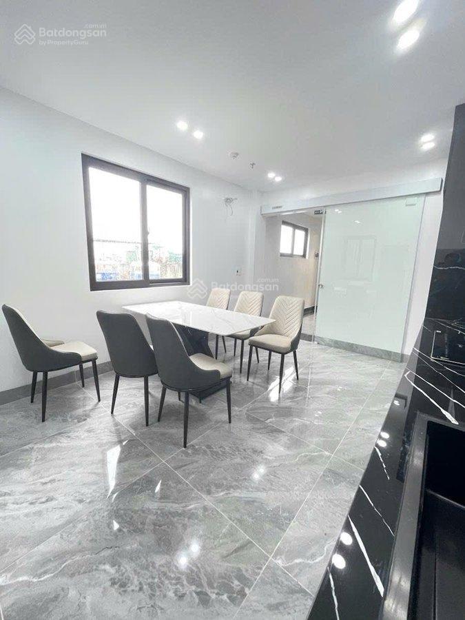 Bán gấp 15 lĩnh nam  hà nội. 65m². 7 tầng. giá hơn 20 tỷ. 3 ô tô tránh. không quy hoạch
