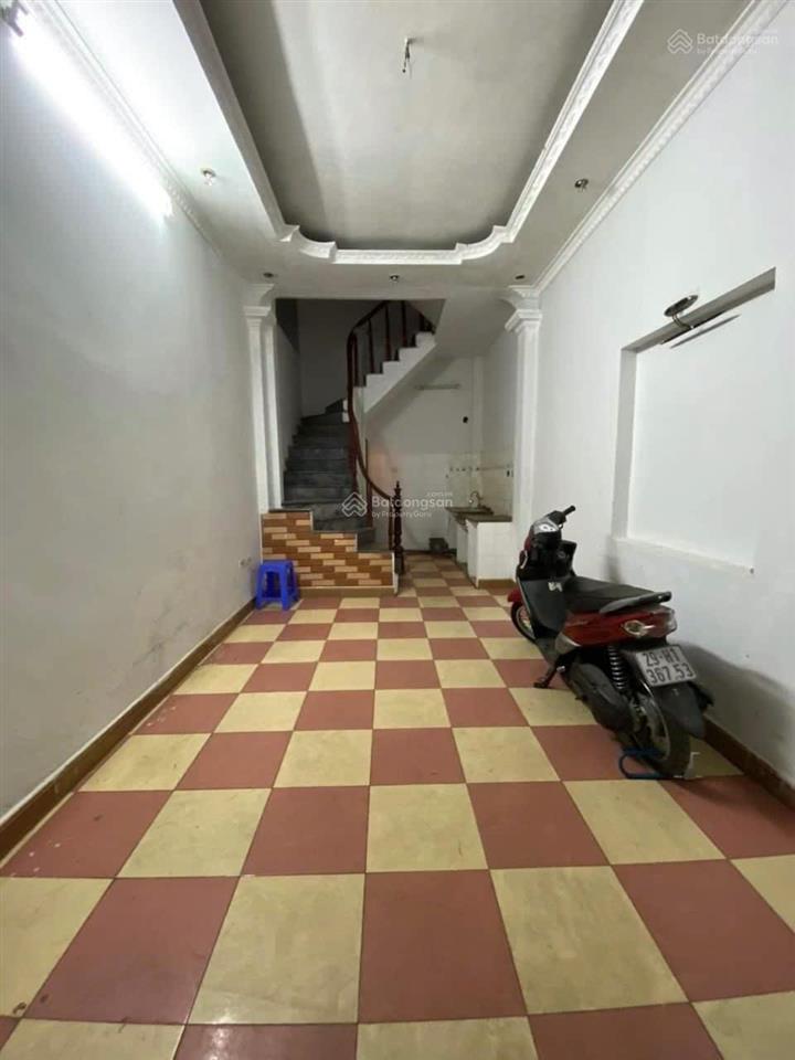 Cho thuê nhà vĩnh hưng  hà nội. 92m2. 4 tầng. giá 7,5tr/th