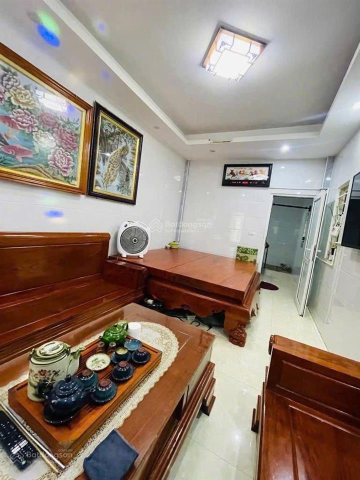 Cho thuê nhà nam dư  lĩnh nam. 35m 5 tầng. 3 ngủ + 1 thờ. giá 12tr.   0974 710 ***.