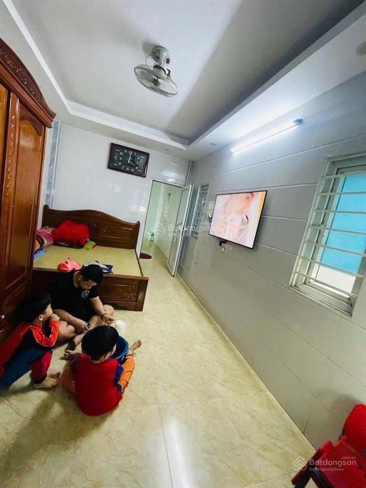 Cho thuê nhà nam dư  lĩnh nam. 35m 5 tầng. 3 ngủ + 1 thờ. giá 12tr.   0974 710 ***.