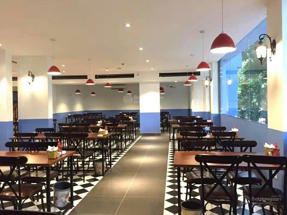 Cho thuê nhà mặt phố quán sứ  hà nội. 100m. 5 tầng. mt 6,5m. giá 100tr