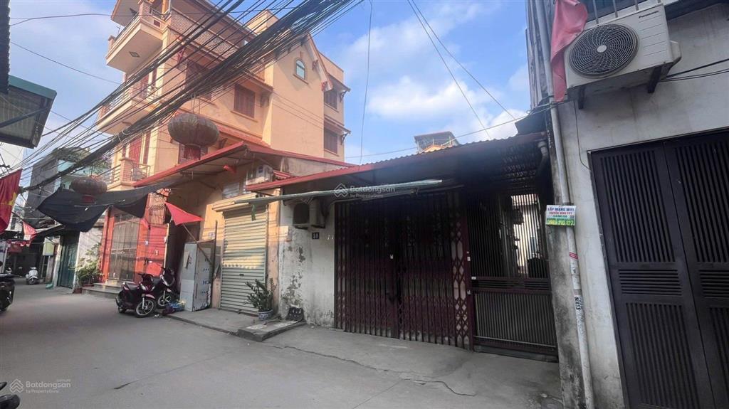 Bán nhà cấp 4 đông thiên  vĩnh hưng. ngõ chỉnh trang. sau quy hoạch ra mặt đường 7m. giá 27 tỷ. tl