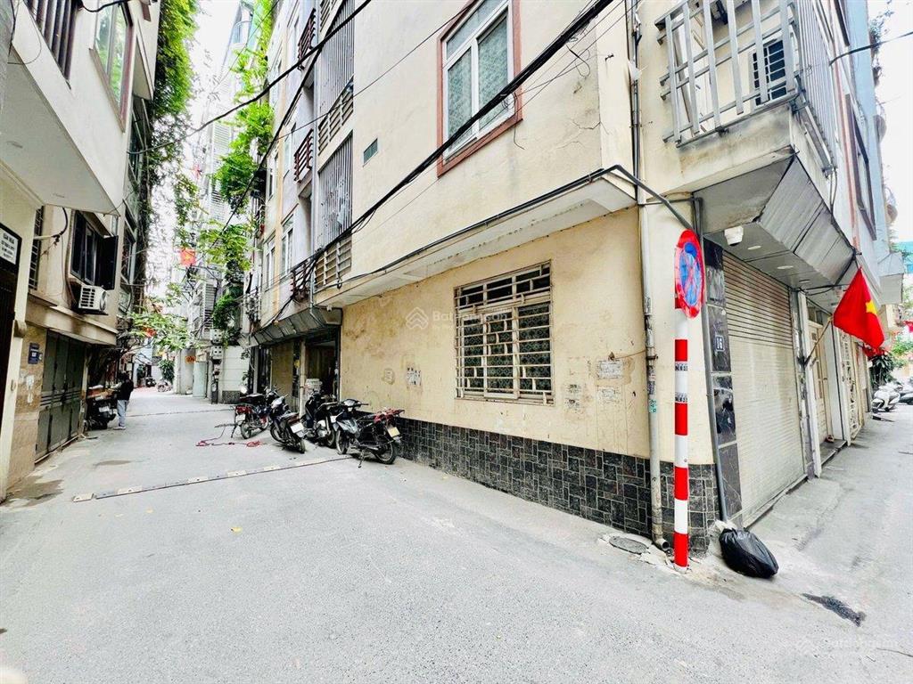 Bán gấp phân lô  nam dư  lĩnh nam  hà nội. 31m. 5 tầng. giá 8,2 tỷ. ô tô tránh. lô góc