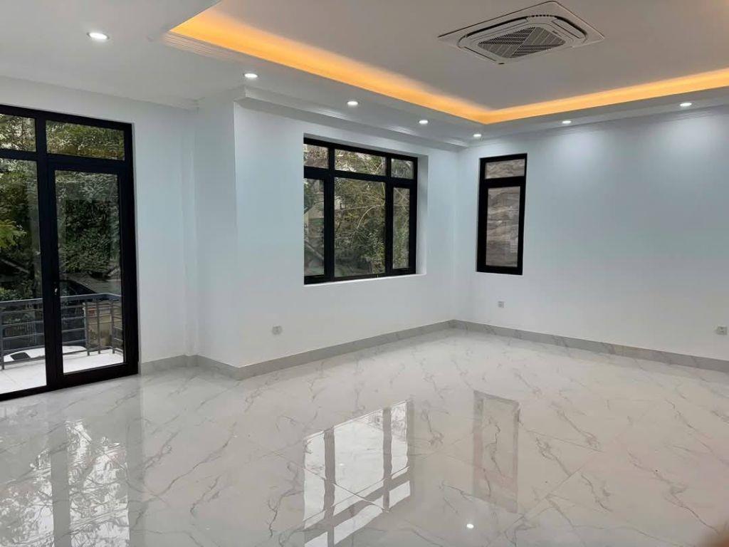 Bán gấp biệt thự An Phú shop villa DT 202m2 mặt đường 27m giá đầu tư.LH:0937855599