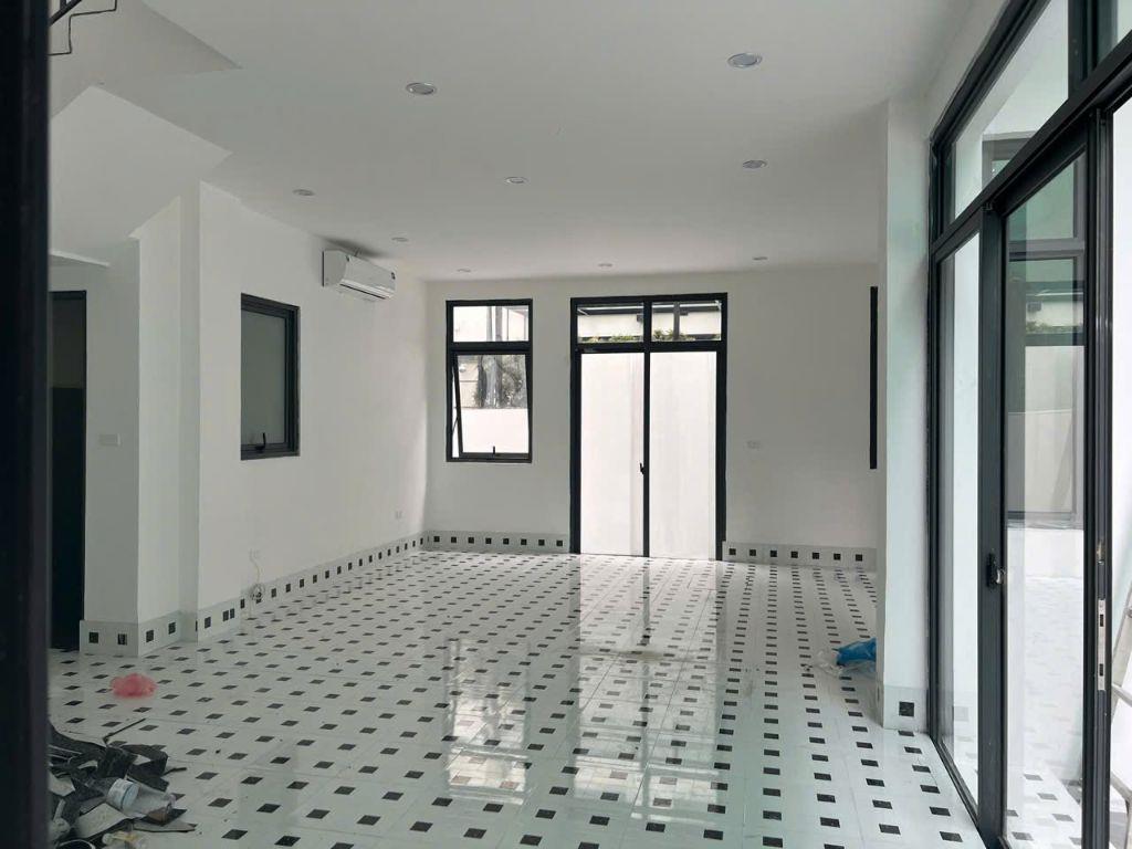 Cho thuê biệt thự Dương Nội làm văn phòng, nhà hàng, nhà ở giá từ 15 - 35tr/tháng.LH:09378.55599