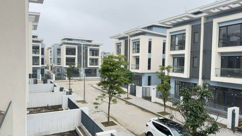 Cho thuê biệt thự Dương Nội 200m2 hoàn thiện đẹp vừa ở vừa kinh doanh vp, giá từ 20 - 40tr.