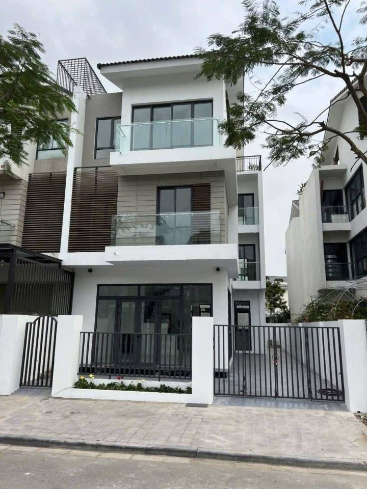 Cho thuê biệt thự Dương Nội s=180-225m2 hoàn thiện đẹp để ở hoặc làm văn phòng..