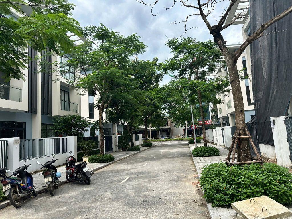 Cho thuê BT Nam Cường, Dương Nội, Hà Đông, DT 200m2, hoàn thiện full cơ bản.26tr/tháng