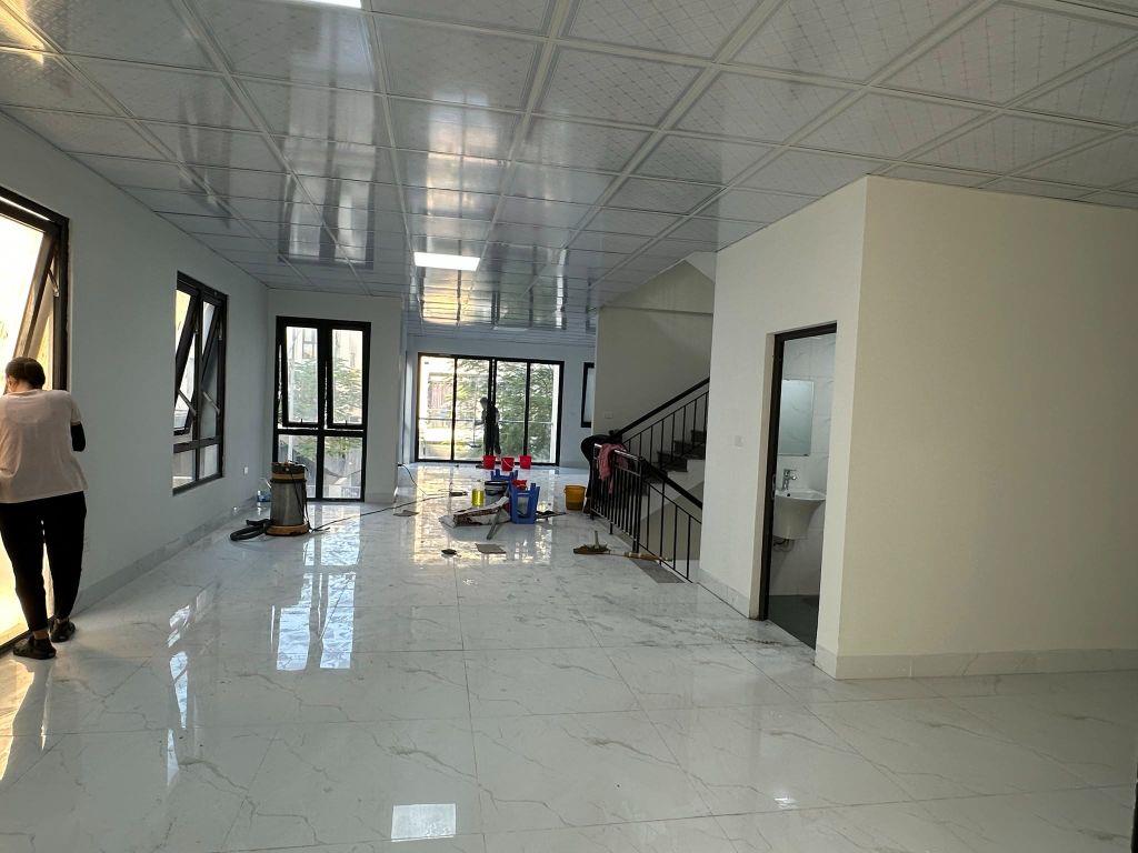 Cho thuê BT Nam Cường, Dương Nội, Hà Đông, DT 200m2, hoàn thiện full cơ bản.26tr/tháng