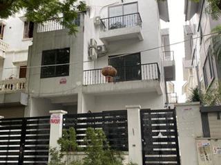 Bán gấp biệt thự An Khang Villa dãy L15 diện tích 183m đang cho thuê giá 35 tỷ.