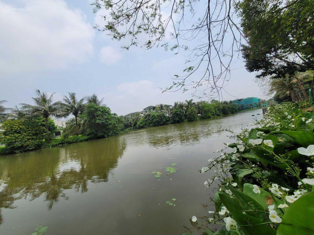 Bán biệt thự Tiffany 450m2 viên ngọc quý giữa lòng Ecopark Grand The Island giá tốt.