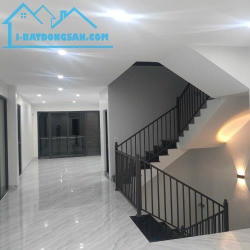 Chuyên cho thuê biệt thự Dương Nội làm văn phòng, nhà hàng, mầm non, kho, ở,từ 12tr/tháng.