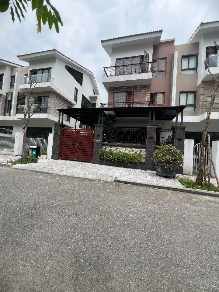 Bán gấp biệt thự An Vượng C01-05 vị trí ngay cạnh công viên và TTTM Aeon mall siêu đẹp..