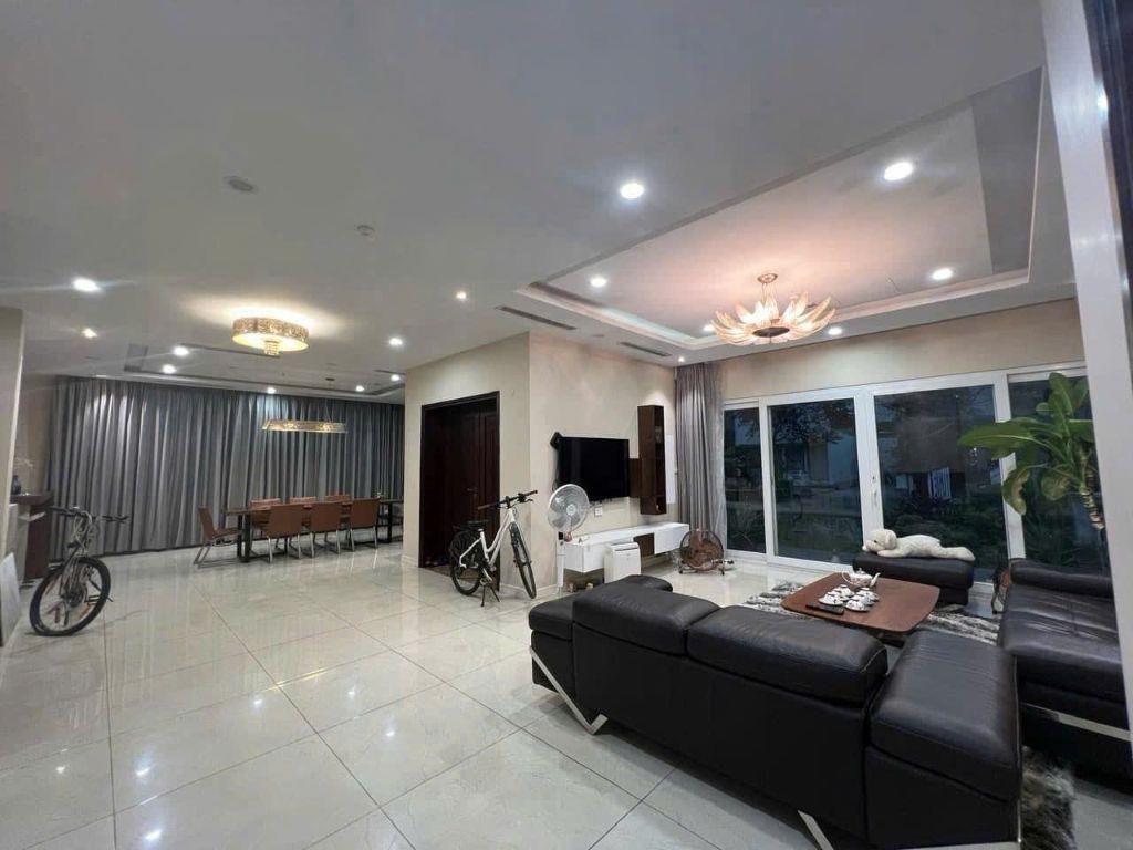 Bán căn biệt thự đơn lập 375m2 Vườn Mai Ecopark hoàn thiện đẹp giá tốt.