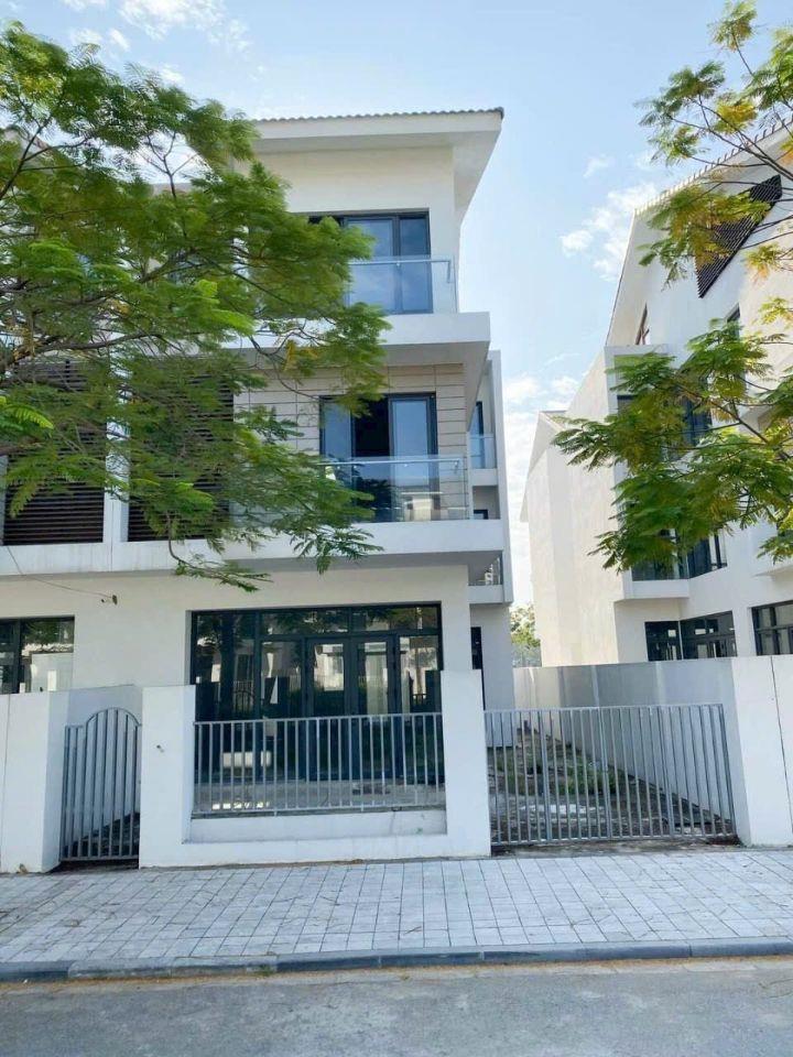 Bán gấp biệt thự An Vượng Villas Nam Cường vị trí đẹp top KĐT , không lỗi phong thủy.Giá 36 tỷ.