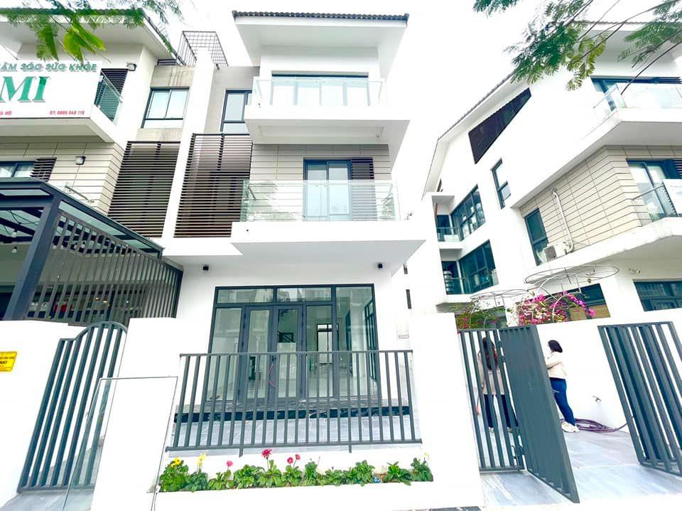 Bán gấp biệt thự An Vượng Villas Nam Cường vị trí đẹp top KĐT , không lỗi phong thủy.Giá 36 tỷ.