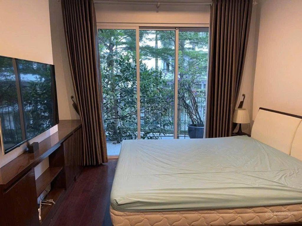 Cho thuê liền kề Park city diện tích 120m2 không gian thoáng mát an ninh tốt.Giá 22tr/tháng.