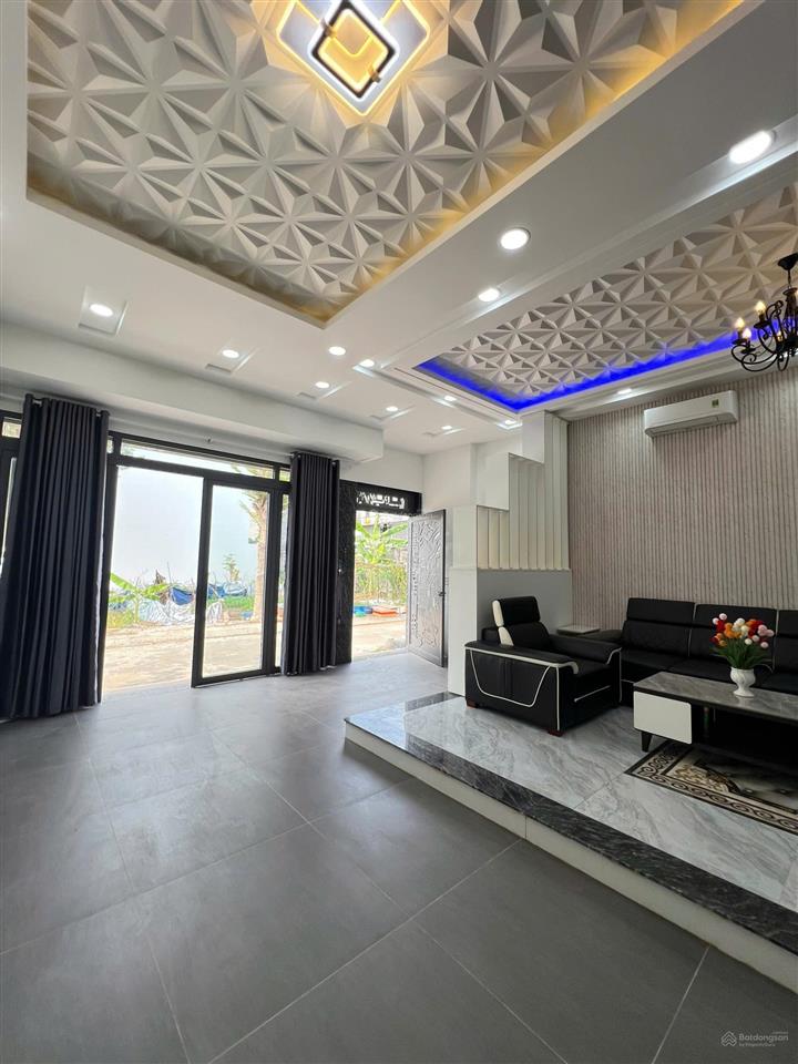 Nhà phố 4pn đường huỳnh tấn phát, phú xuân dt 80m2 đường 8m, giá tốt 6,8 tỷ  0906 642 ***