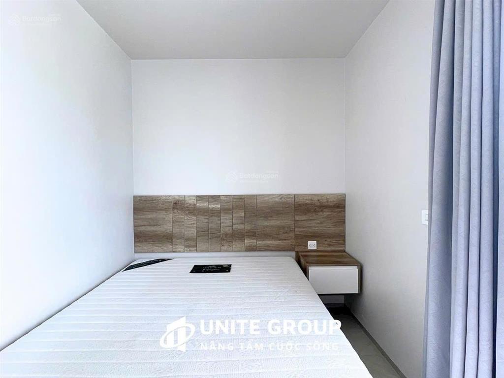 Căn hộ 1pn 40m2 full nội thất ban công máy giặt riêng  bảo vệ 24/24 ngay phố phan xích long