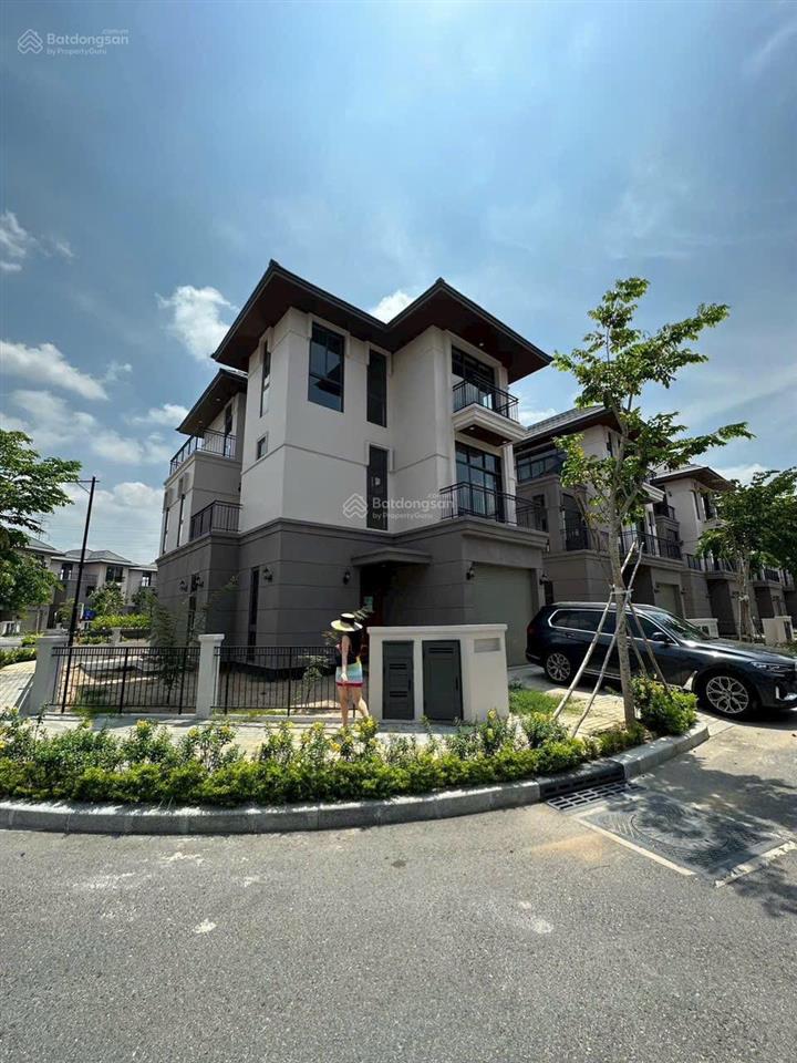 Giảm giá bán nhanh biệt thự đơn lập 250m2 góc 3 mặt tiền giá tốt