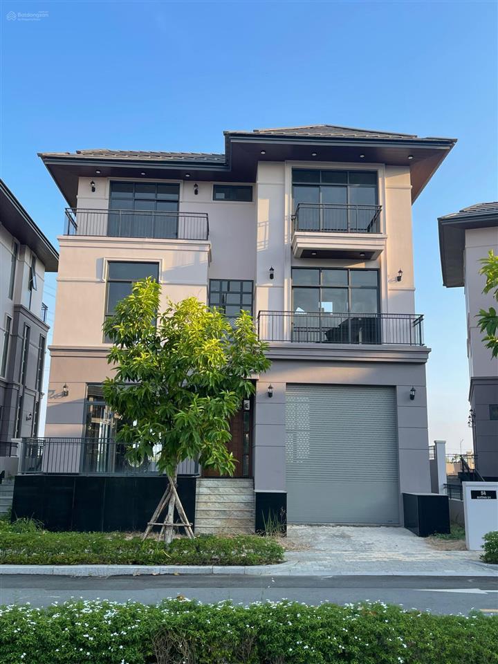 Giảm giá bán dinh thự zeitgeist mặt tiền sông 600m2, hầm + ô thang máy riêng giá cực tốt