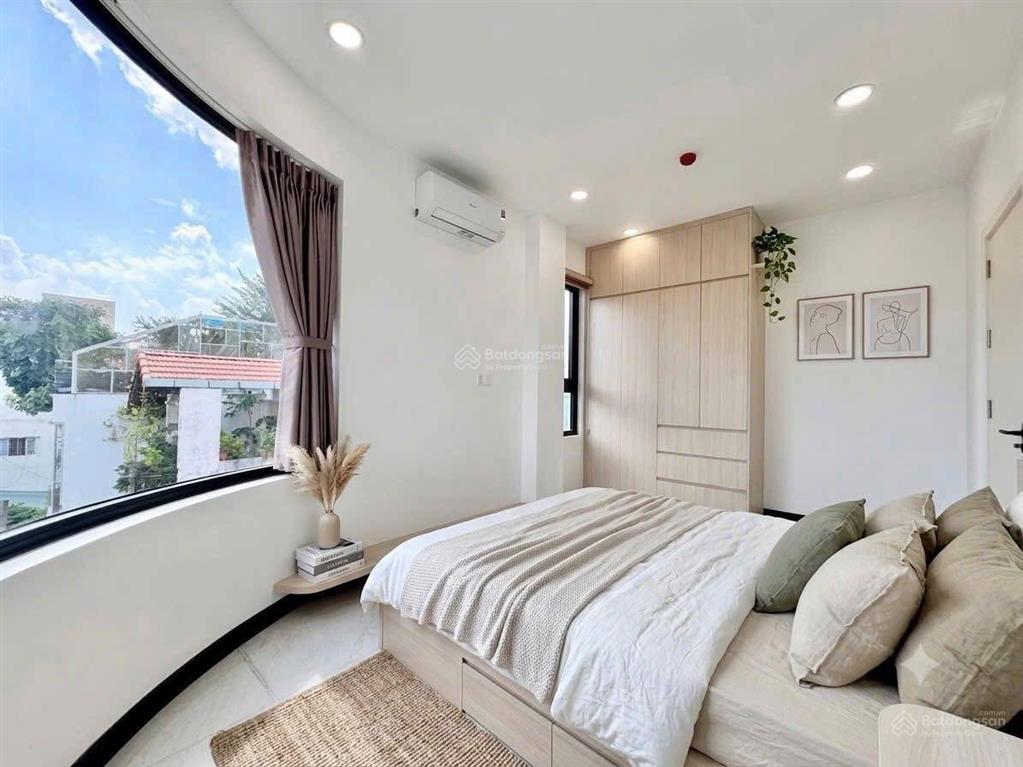 Căn hộ full nội thất 1pn sang trọng sáng ngay lê văn sỹ  vòng xoay lăng cha cả  hoàng văn thụ