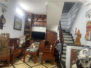 Bán nhà riêng 3pn, 4wc, 38m2 tại hồng tiến, phường bồ đề, quận long biên, giá ưu đãi 9,5 tỷ vnd