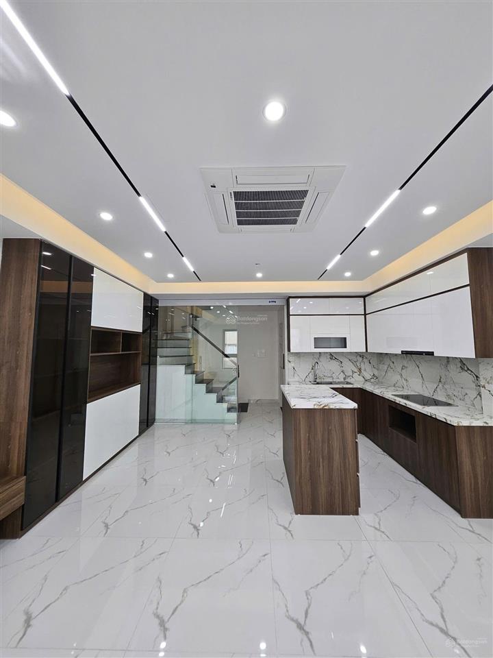 Ngọc thụy long biên | gần hồng tiến 40m | 50m 6 tầng thang máy |