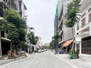 Phúc lợi bán đất tặng nhà c4 gần ô tô tránh vị trí đẹp
